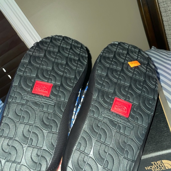 supreme x northface loafers - Picture 6 of 6